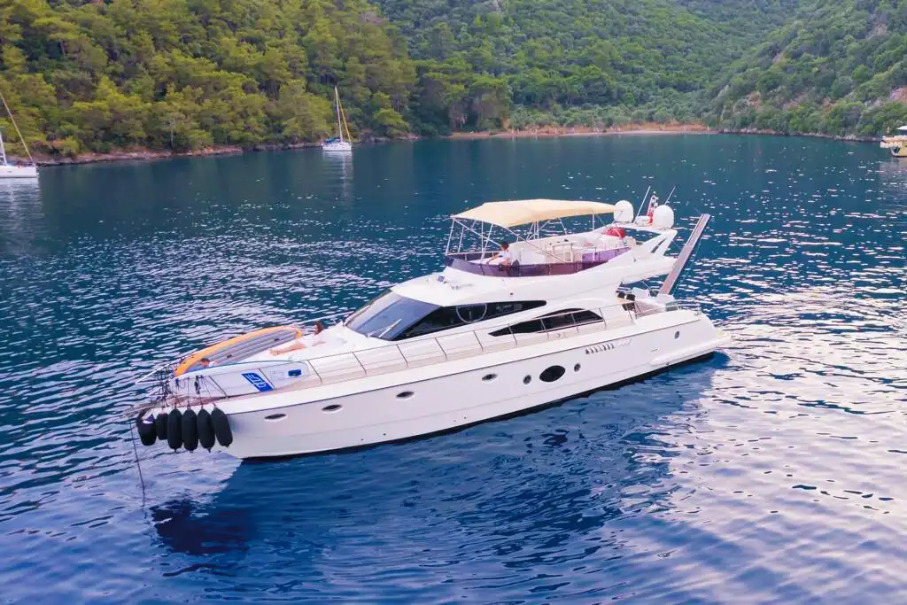 Alanya Yacht Rental 18m Princess 58