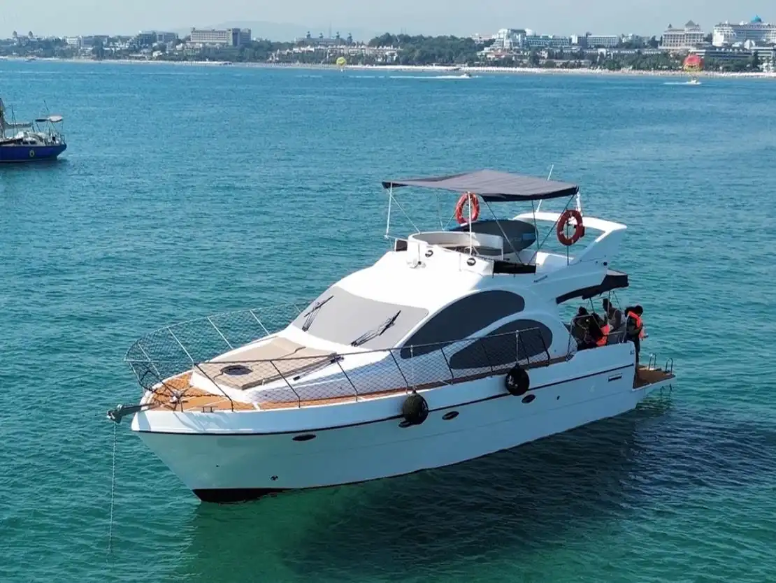 Side Yacht Rental 13m Custom Built